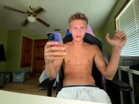 Profile Picture of fitsexyboii