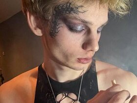 Profile Picture of raveneclipse