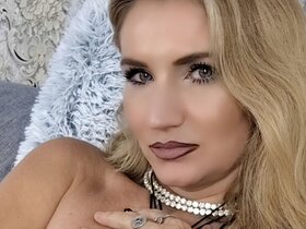 Profile Picture of ChristineEve