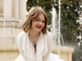 Profile Picture of ElinaVale