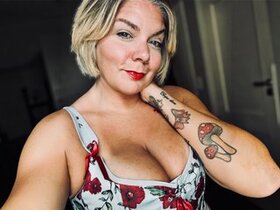 Profile Picture of GoddessPoppy