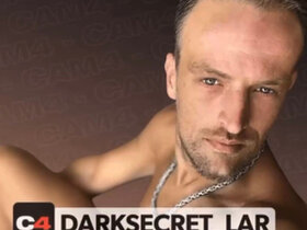 Profile Picture of darksecret_Lar
