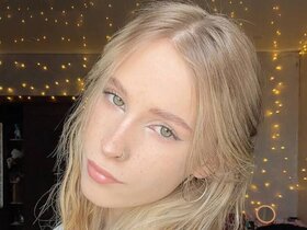 Profile Picture of AmilySunray