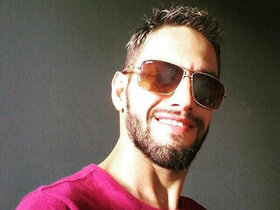 Profile Picture of Brandon Simons