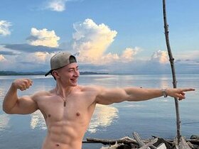 Profile Picture of Adam Laid