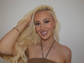 Profile Picture of Amber_Fern
