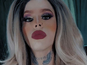 Profile Picture of Mia_Velvett