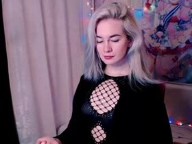 Profile Picture of carinfox