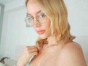 Profile Picture of MissFrenchy