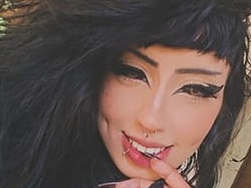 Profile Picture of Akyra Suzuki