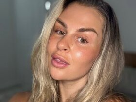 Profile Picture of ClaraXVale