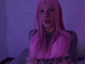Profile Picture of FlapperAngel