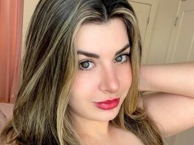 Profile Picture of SarinaSapphire