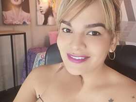 Profile Picture of Vanesita_novoa
